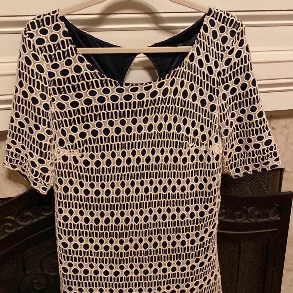 Tahari cream & black size 10 gorgeous designer dress; see detailed pics; EUC!